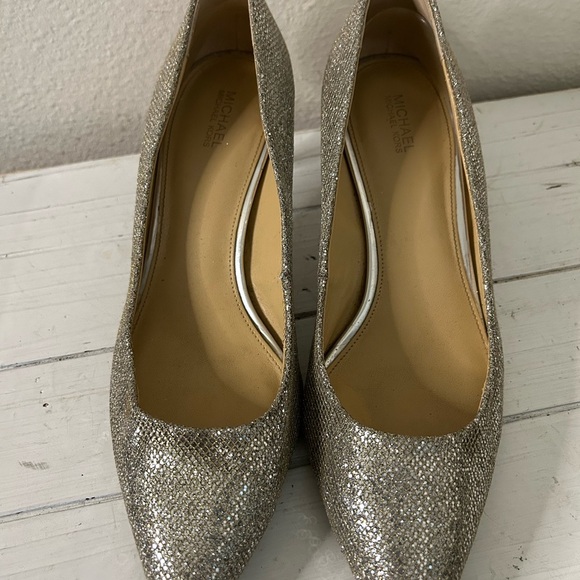 Michael Kors Glittering Silver Heels - Picture 1 of 7